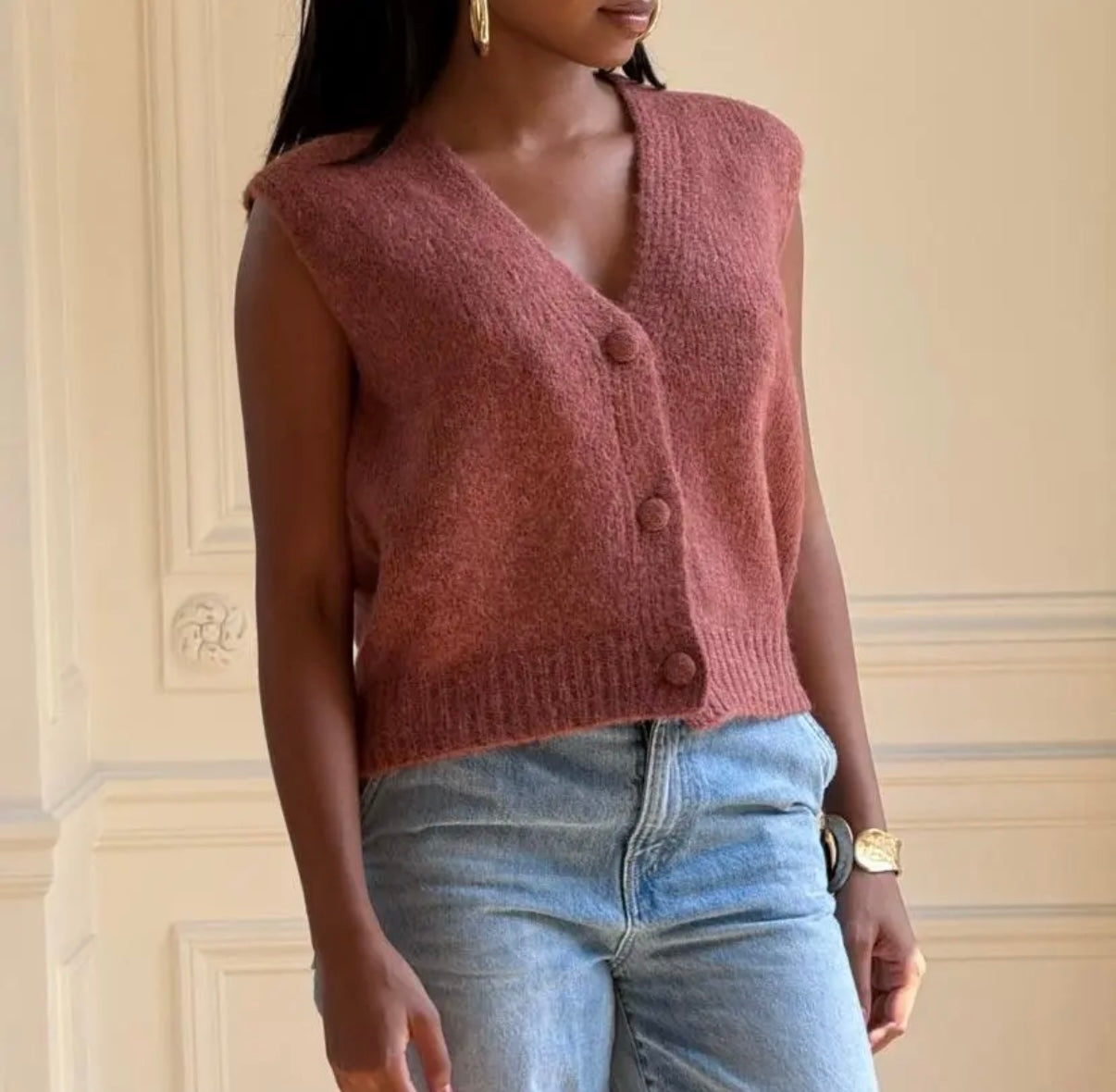 Large button knit waistcoats