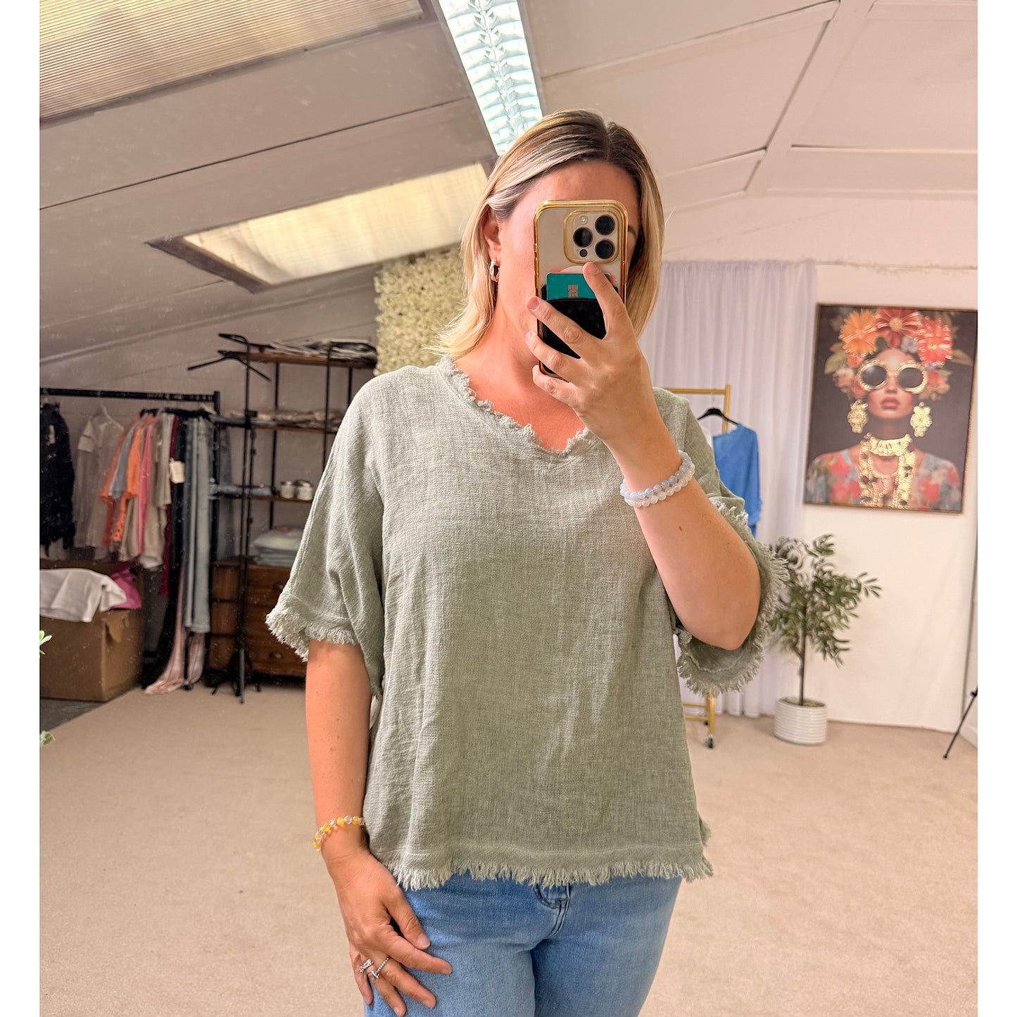 Frayed linen/cotton sugar babe v necks