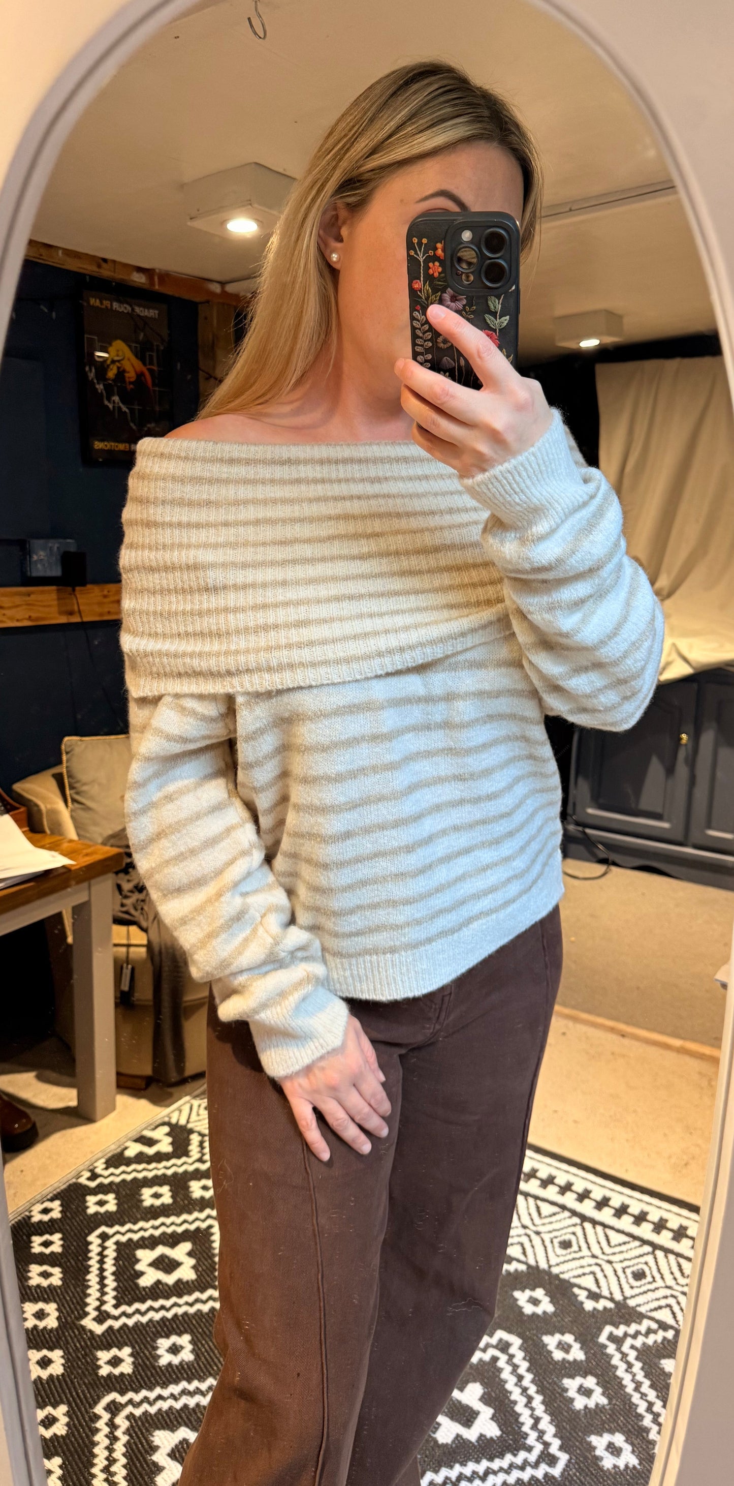 Offshoulder striped knit tops