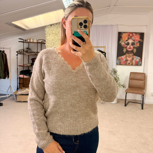 The Amélie Lace Trim Knit