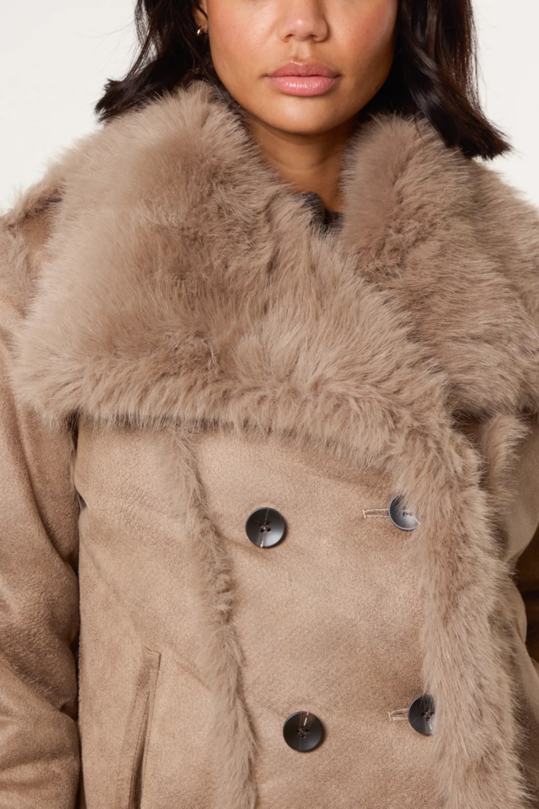 Reversible button faux fur coat -camel