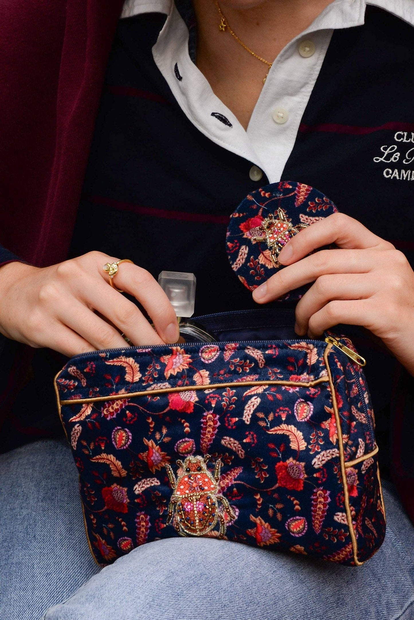 AUTUMN BEETLE MEDIUM POUCH