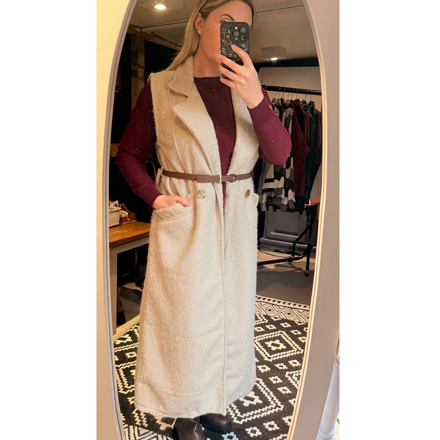 Autumn sleeveless teddy jacket