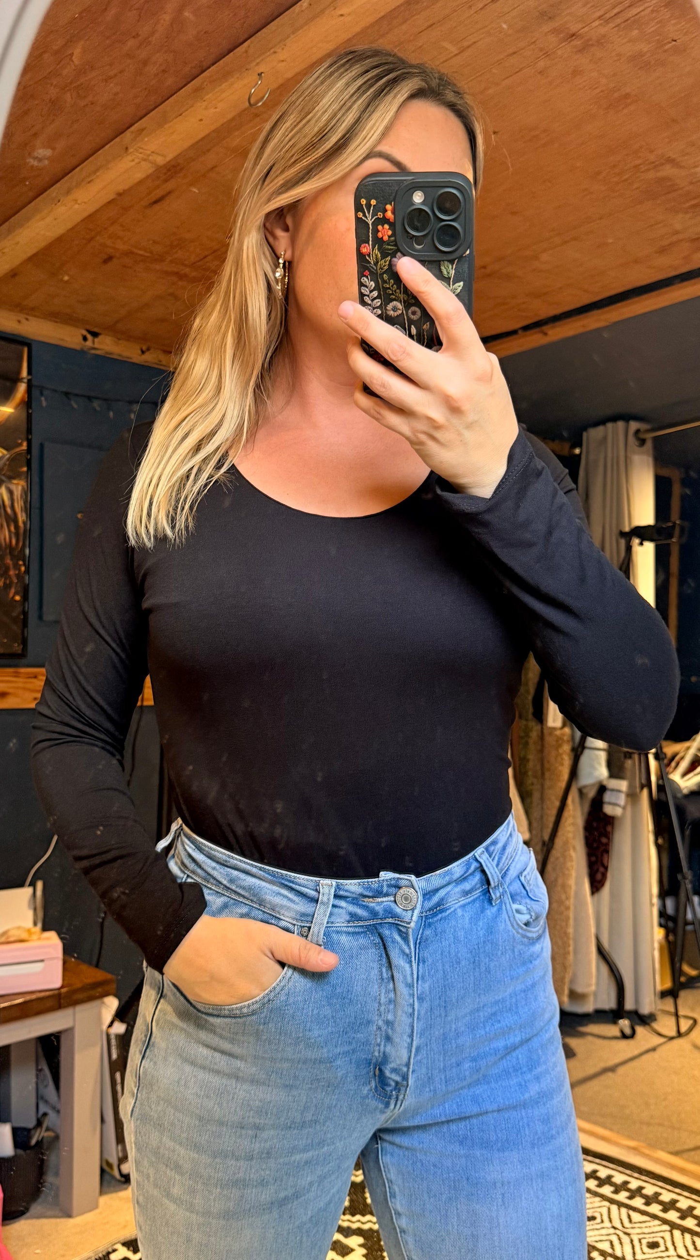 Viscose Super soft double layered made in Italy long sleeved tops