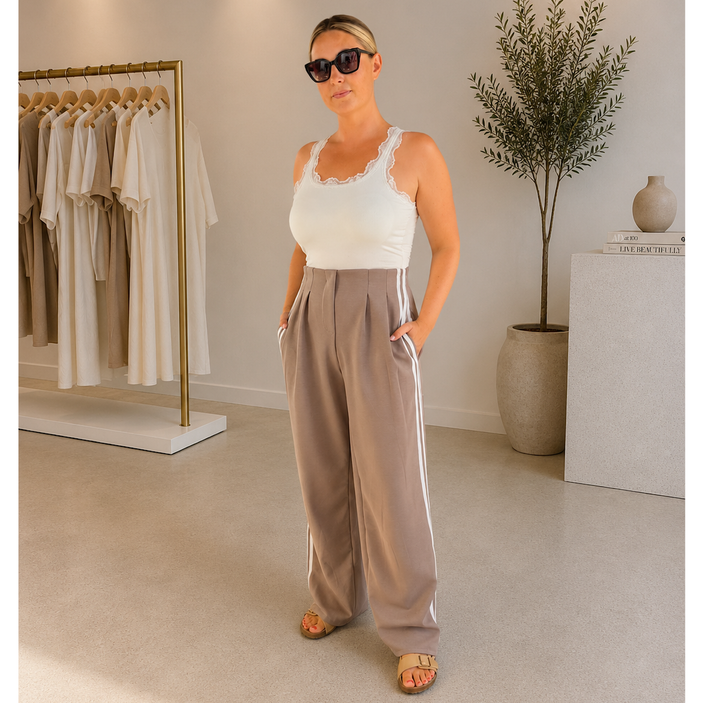 Barrel leg side stripe joggers