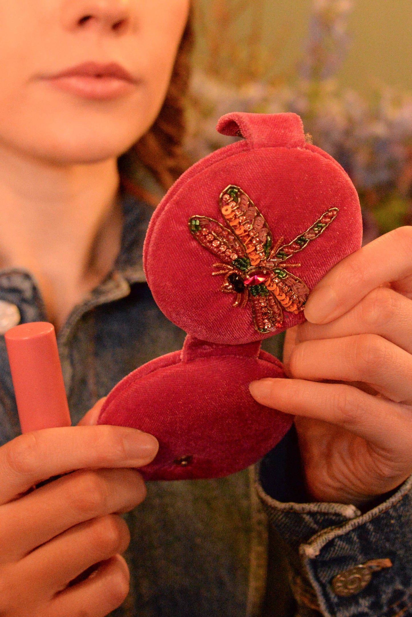 PINK DRAGONFLY COMPACT MIRROR